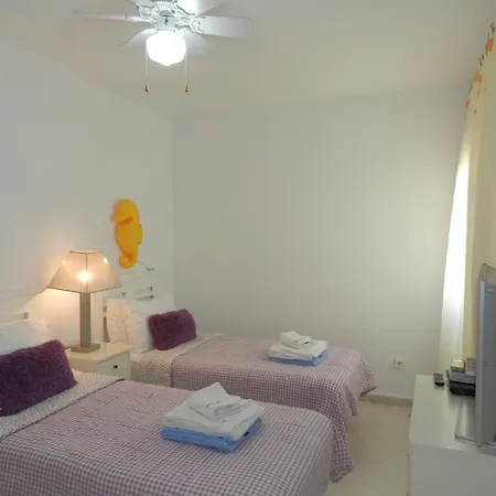 Fig Tree 4 Personas Holiday home